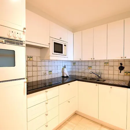 Refined Seaview *